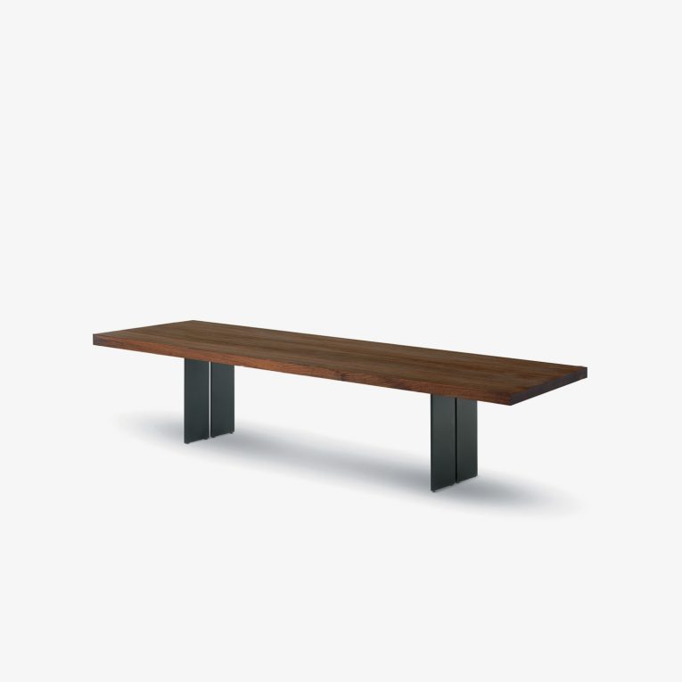 Natura bench in solid wood