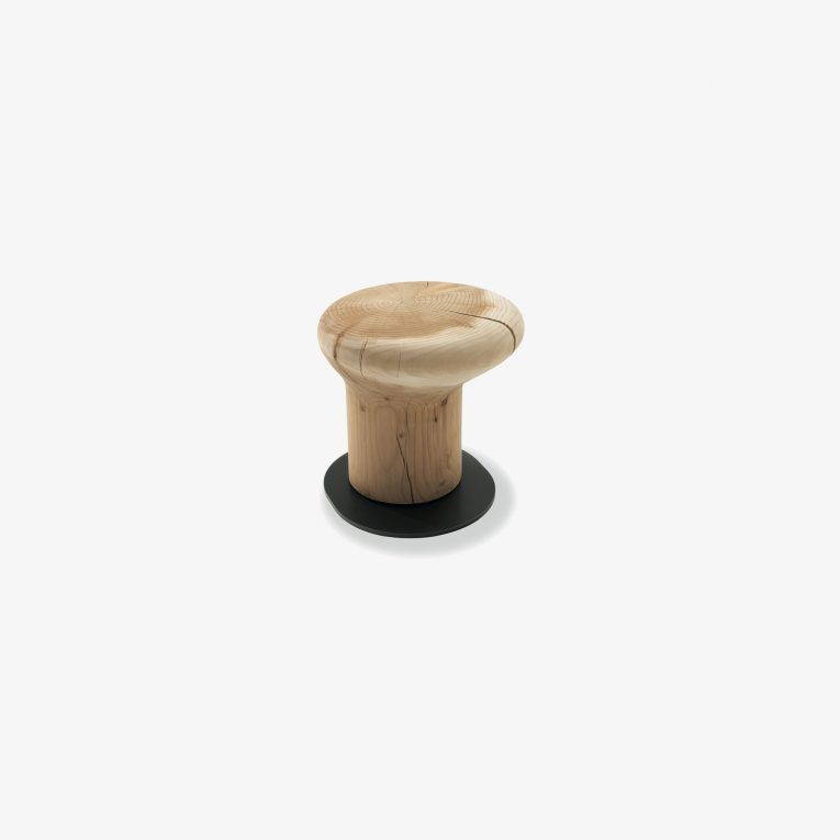 Stool inspired by traditional boat mooring sites