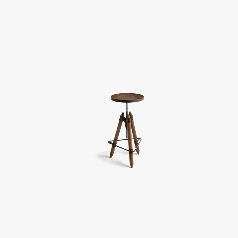 Ello stool in solid wood